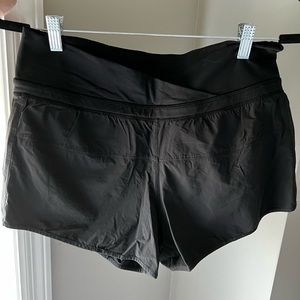 Lululemon size 8 shirts with crossover waistband
